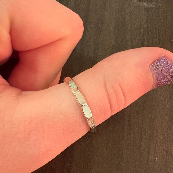 Jewelry - Silver stackable faceted ring - approx. Size 7.5 - very gently used
